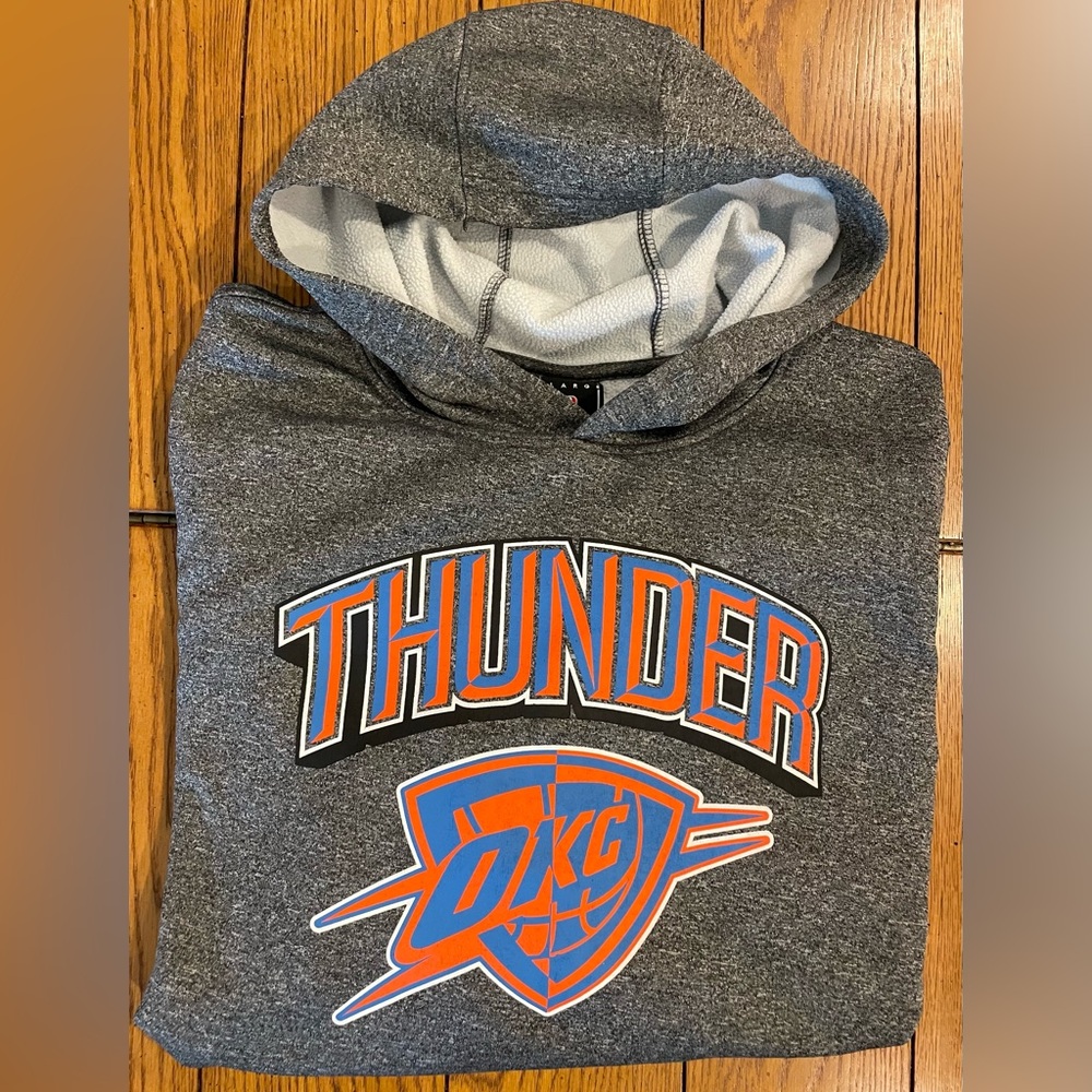 EUC UNK NBA OKC Thunder Hoodie, grey, size XL